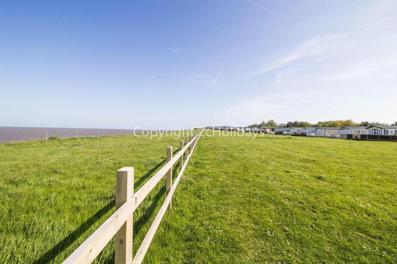Lovely Caravan With Wifi At Broadland Sands In Suffolk Ref 20035Bs Ξενοδοχείο Hopton on Sea Εξωτερικό φωτογραφία