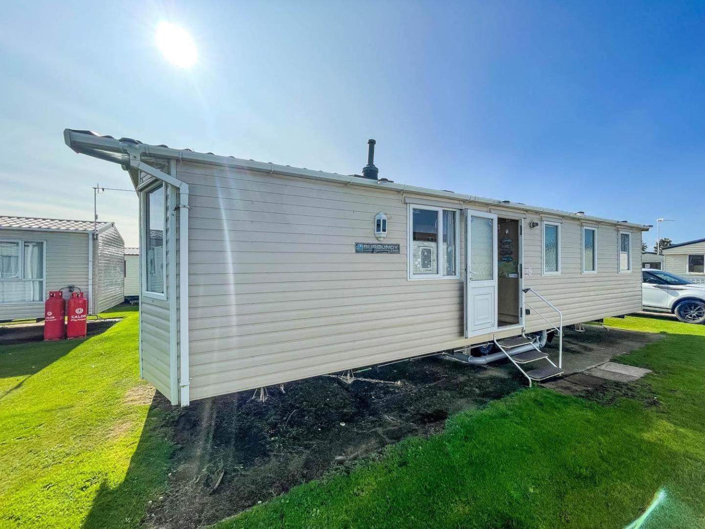 Lovely Caravan With Wifi At Broadland Sands In Suffolk Ref 20035Bs Ξενοδοχείο Hopton on Sea Εξωτερικό φωτογραφία